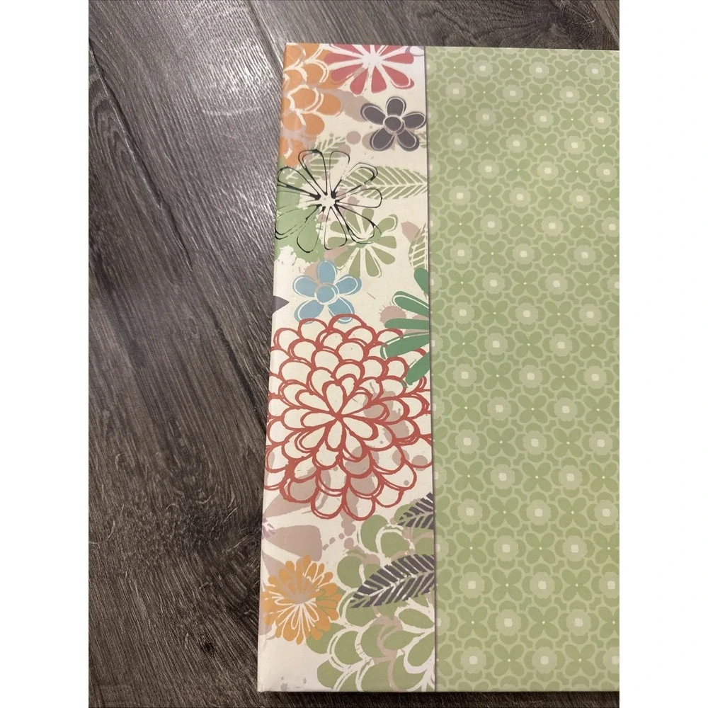 K&Company Floral Patterned Scrapbook 12x12 Green New